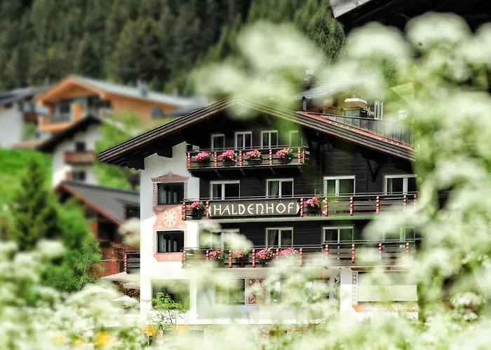 Haldenhof Hotel Lech am Arlberg photo