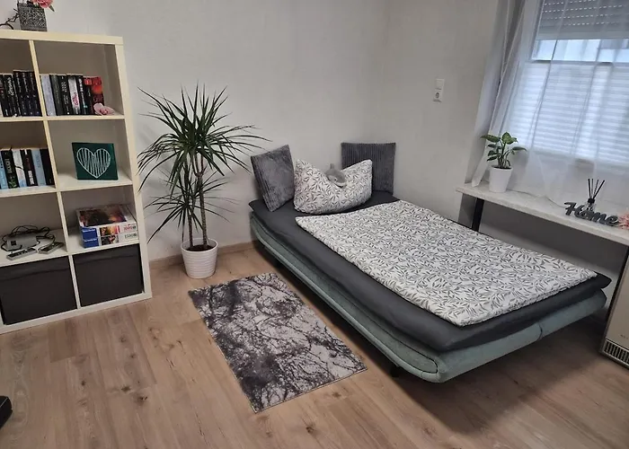 GötzisCozy Townhouse With Gardenアパートメントの写真