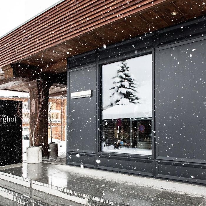 Lech Am Arlberg Hotels Apartments All Accommodations In Lech Am